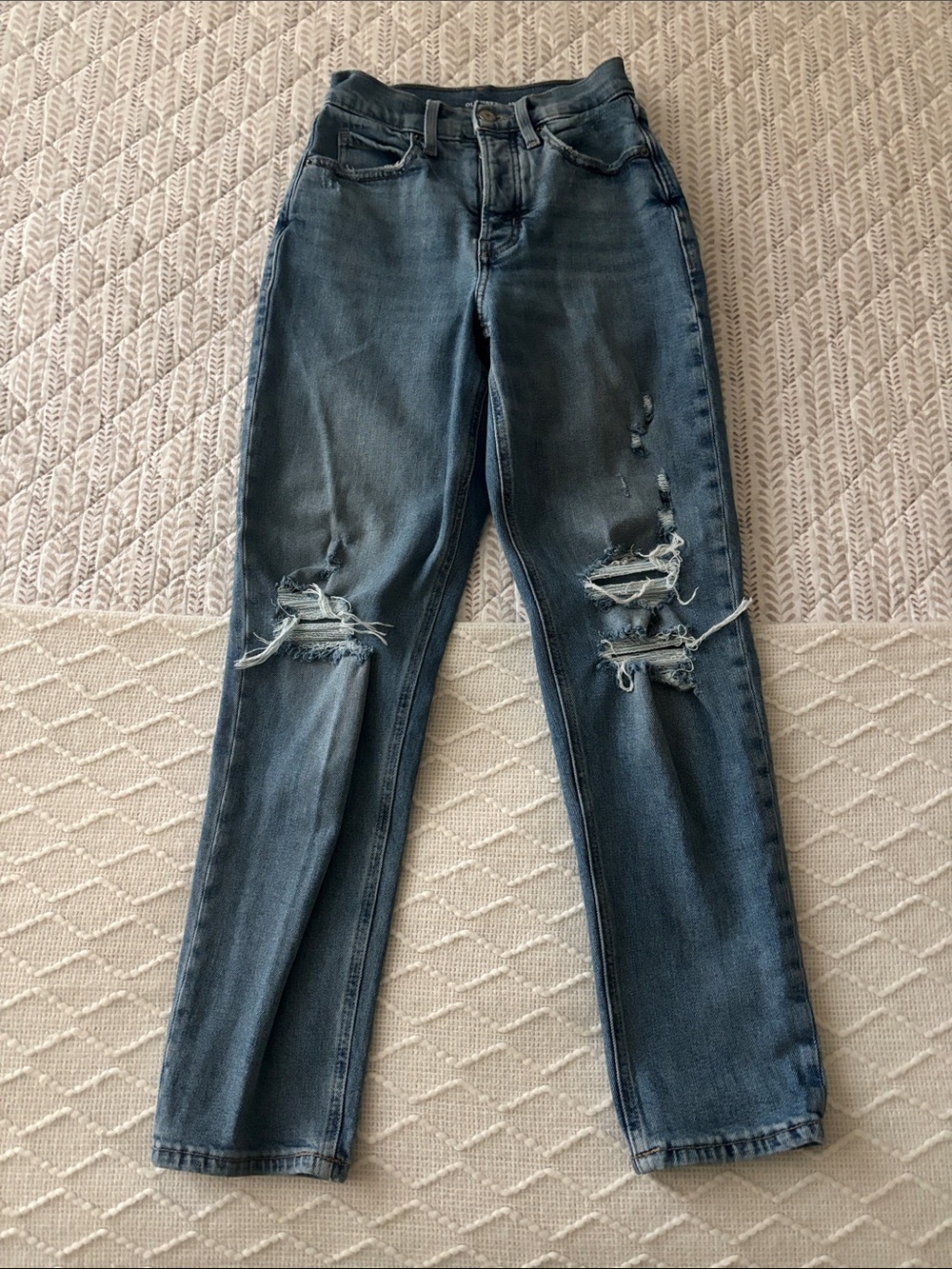 Medium Blue Distressed Women's Jeans (Old Navy - Curvy Sky Hi Straight - size 00